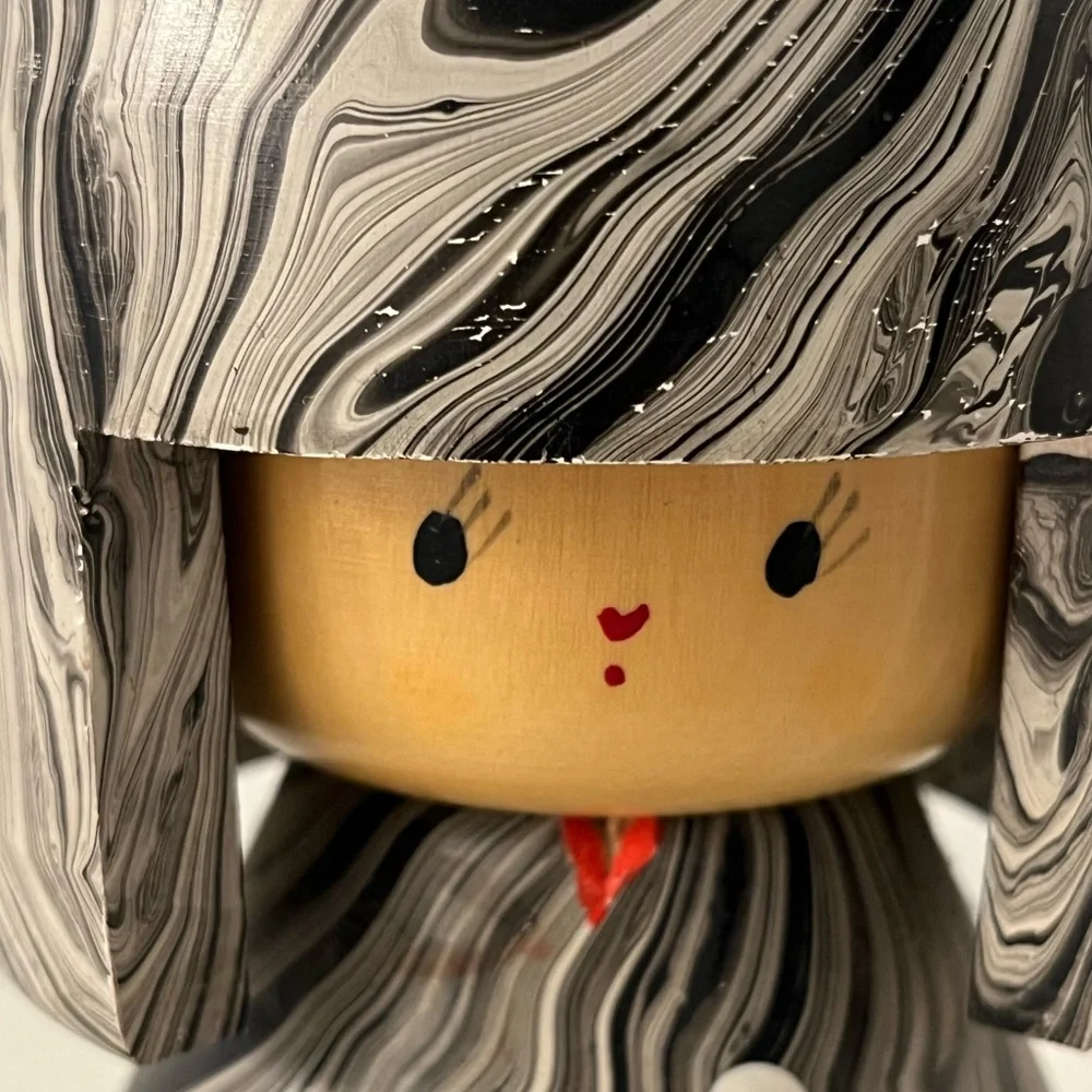 Vintage Wooden Kokeshi Japanese Doll Hand Painted - Picture 4 of 7